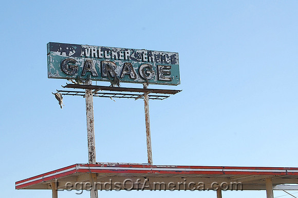 Wildorado, TX - Garage Sign