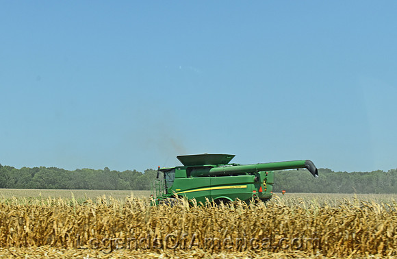 White Rock, KS - Tractor