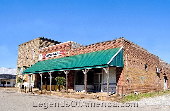 Rienzi, MS - Smith's Drug Store
