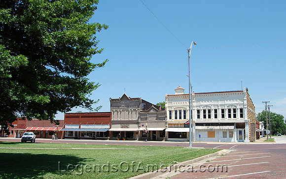 Yates Center, KS - Downtown Square