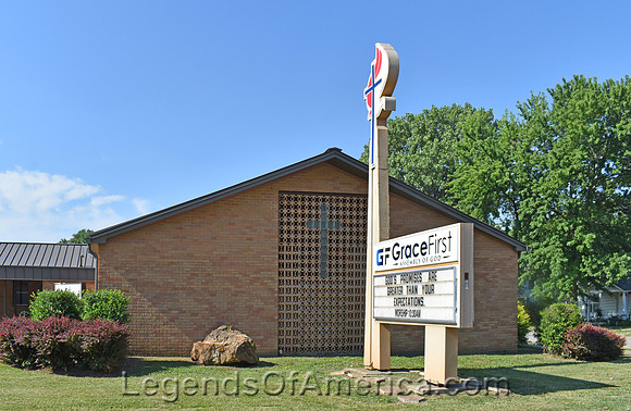 Fredonia, KS - Church