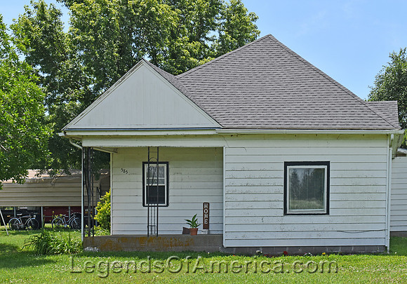 Riverdale, KS - Old House