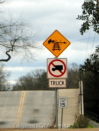 Edwards, MS - Bridge Sign