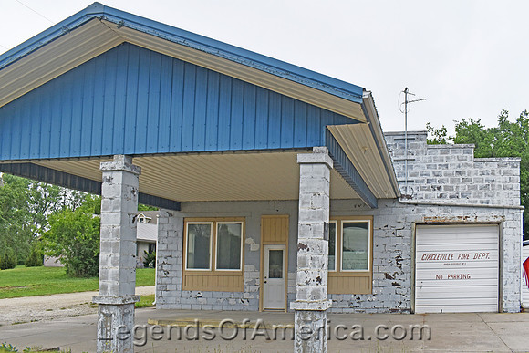 Circleville, KS - Old Gas Station-Garage