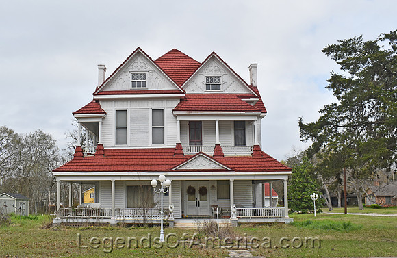 Navasota, TX - 1900 FosterH ome