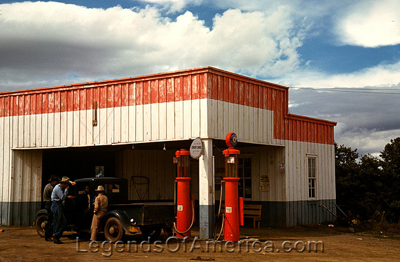 Pie Town, NM - Filling Station, 1940