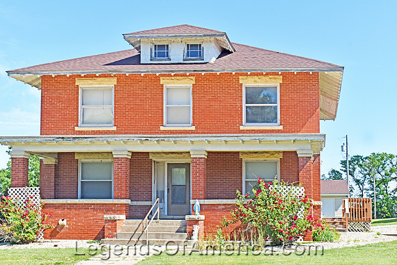 Aurora, KS - Church Parsonage