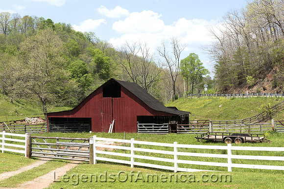 Roane County, WV - Barn