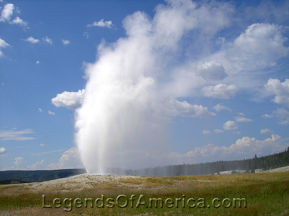 Yellowstone, WY - Old Faithful
