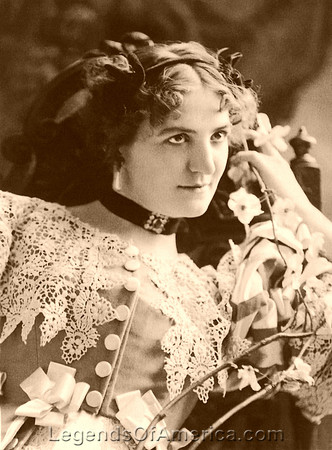 Mary Anderson, Actress