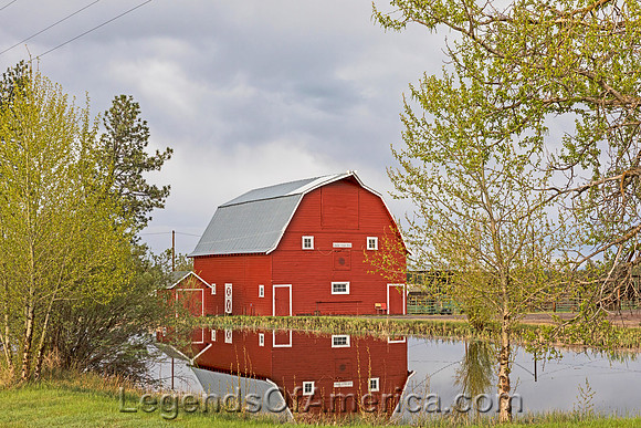 Sisters, OR - Barn and Reflection