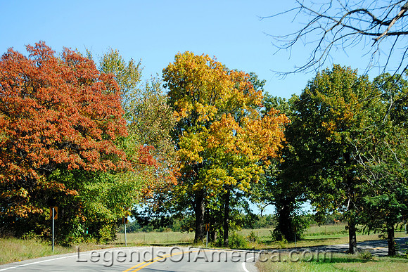 Richland, MO - Route 66 Road Curve