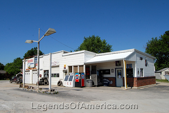 Pleasanton, KS - Gas