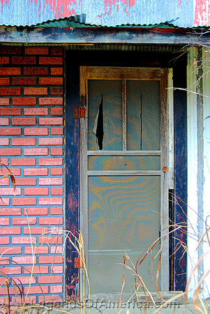 Sedan, KS - Door
