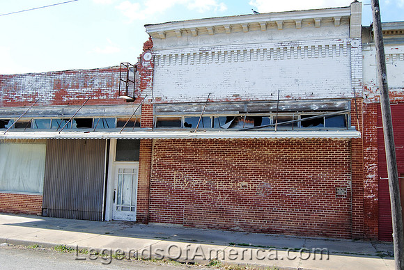 Elk City, KS - Old Building - 3