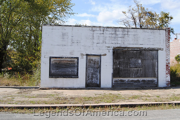 Elk City, KS - Old Building - 4