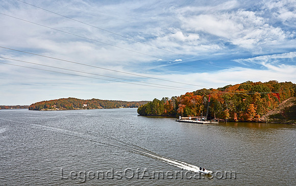 Lenoir City, TN - Little Tennessee River Speedboat