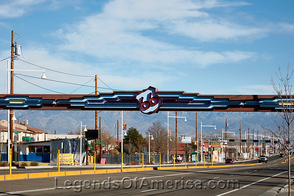 Albuquerquem NM - Western Portal Rt. 66