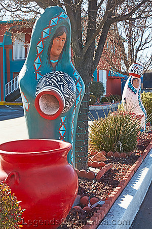 Albuquerque, NM - Sandia Peak Inn, Large Figurine