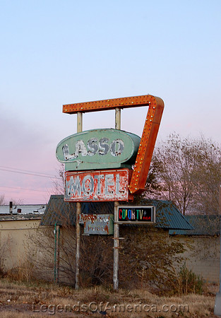 Tucumcari, NM - Lasso Motel Sign