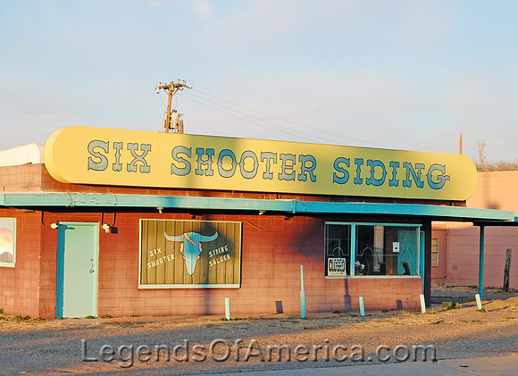 Tucumcari, NM - Six Shooter Siding
