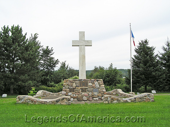 Acadian Landing, ME - Cross