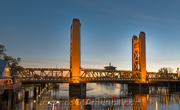 Sacramento, CA - Tower Bridge