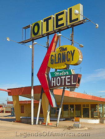 Clinton, OK - Abandoned Glancy Motor Hotel