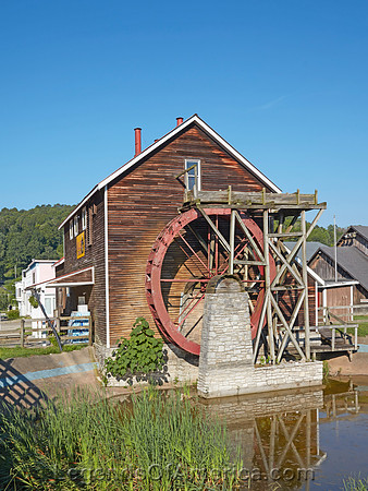 Mt. VernonKYWater wheelRenfro Valley Entertainment CenterHighsmith2020