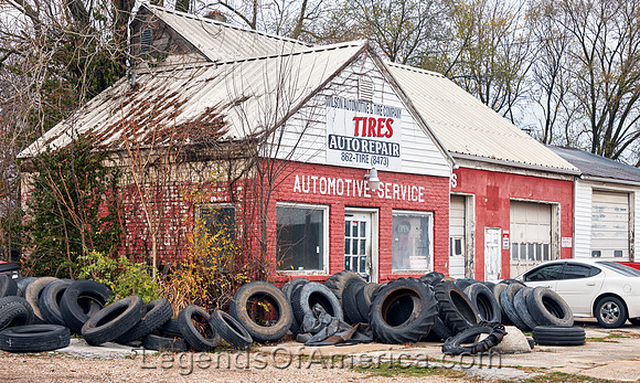 Springfield, MO - Old Tire Shop on Route 66