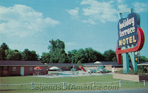 Jackson, MS - Holiday Terrace Motel Postcard