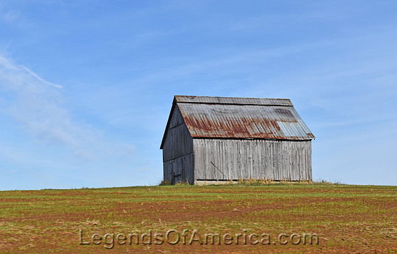 Wallonia, KY - Barn