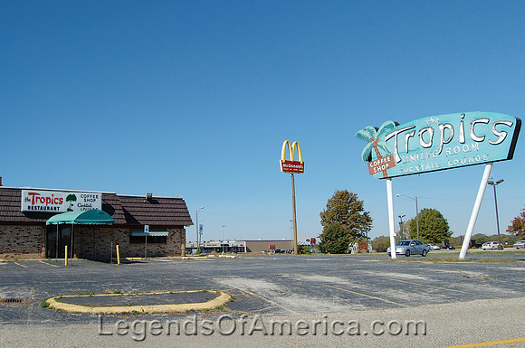 Lincoln, IL - Tropics Restaurant and Sign