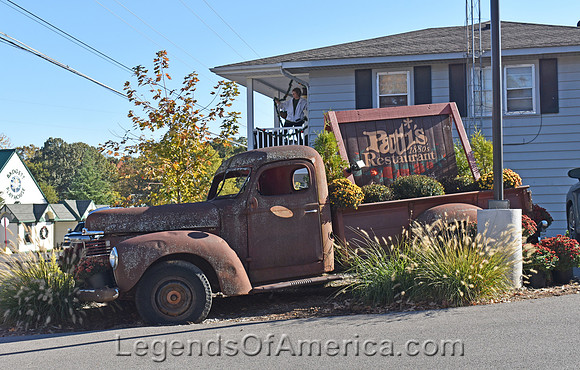 Grand Rivers, KY - Patti's Settlement Truck