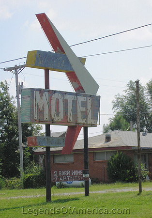Canute, OK - Washita Motel Sign