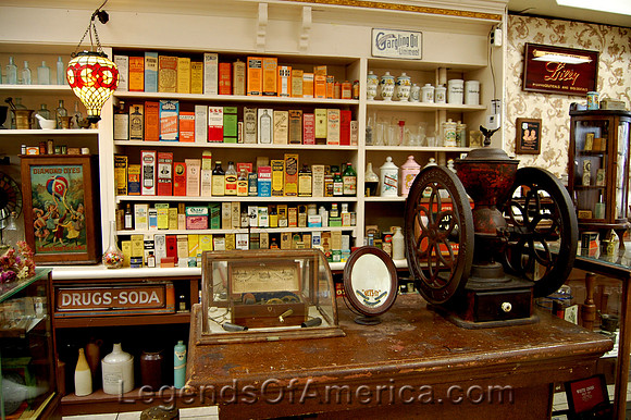 Girard, IL - Decks Pharmacy Museum Interior