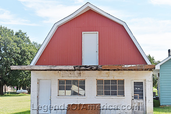 Stuttgart, KS - Business Building