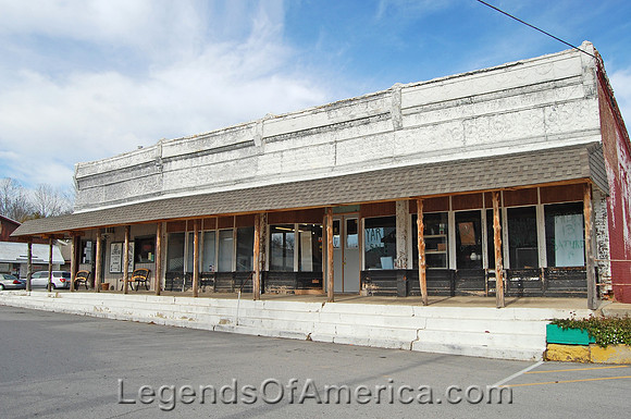 Pineville, MO - Business Building - 2