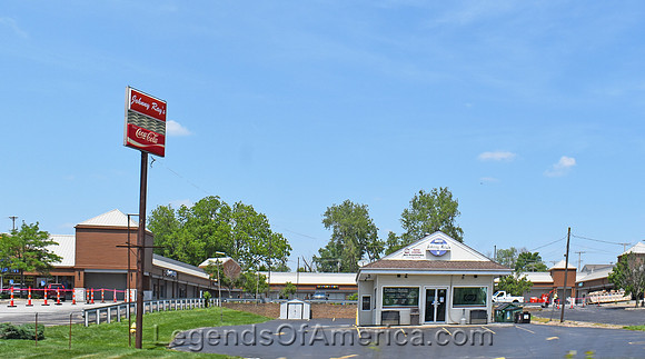 Lees Summit, MO - Johnny Rays Drive-In