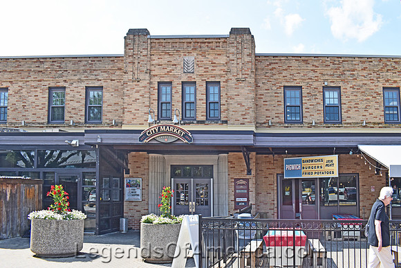 Kansas City, MO - River Market Building
