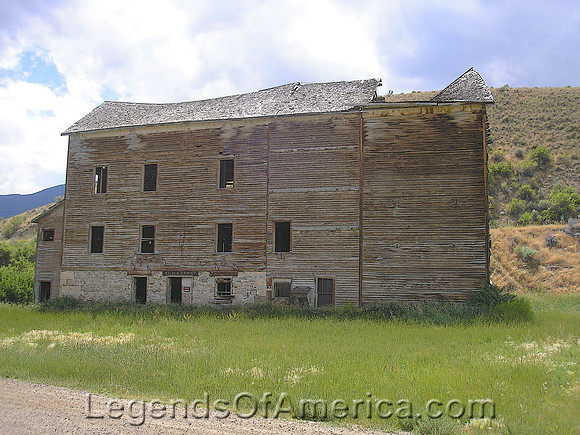 Silver Spring, MT - Building