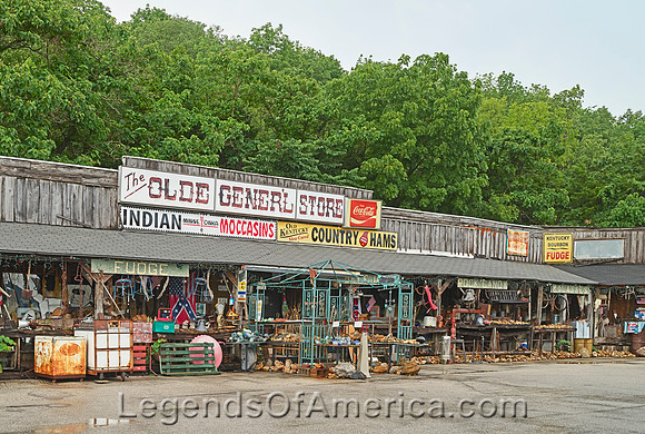 Cave City, KY - Olde General Store