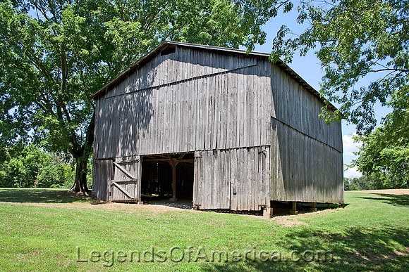 Tennessee Tobacco Barn
