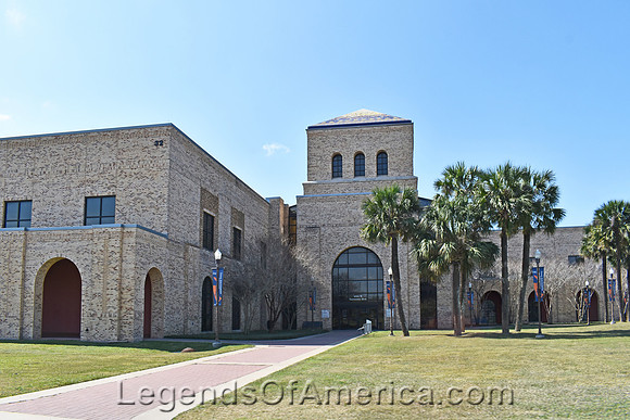 Brownsville, TX - TexasSouthMostCollegeBuilding2