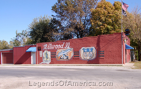 Nilwood, IL - Mural