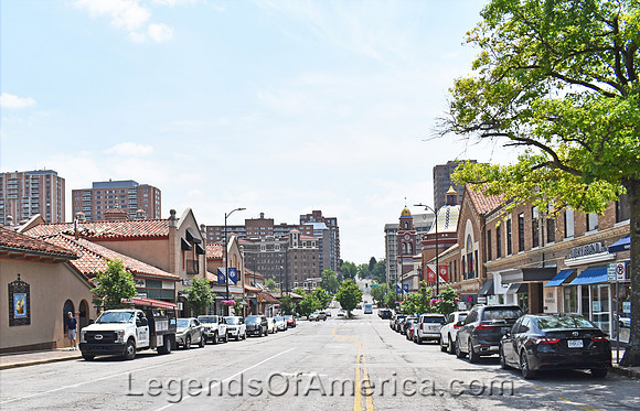 Kansas City, MO - Country Club Plaza Street