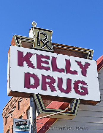 MinneolaTXKellyDrugSign