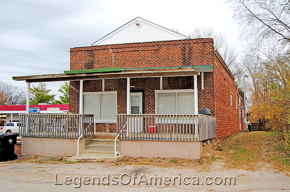 Auburn, KS - Business Building
