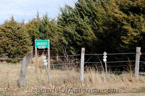 Skiddy, KS - Sign