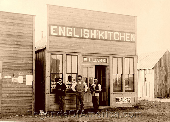 Round Pond, OK - English Kitchen 1894